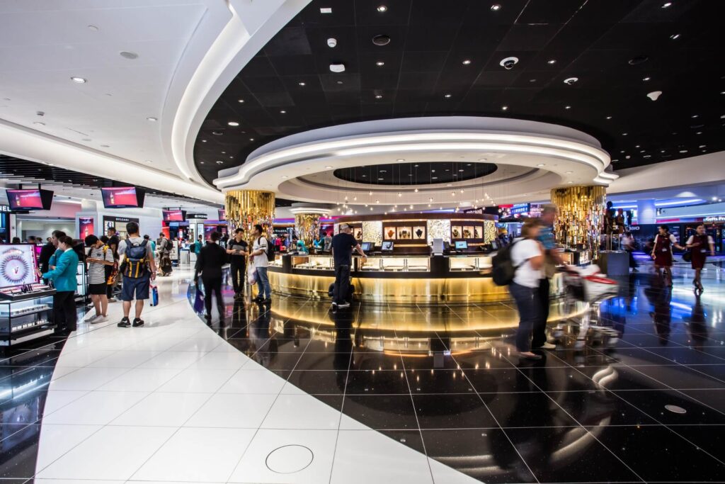 How to Spend a Long Layover at the Dubai International Airport - DXB